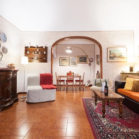 Casa Vacanze Le Piagge Di Scappini Simona Montelupo Fiorentino Eksteriør bilde